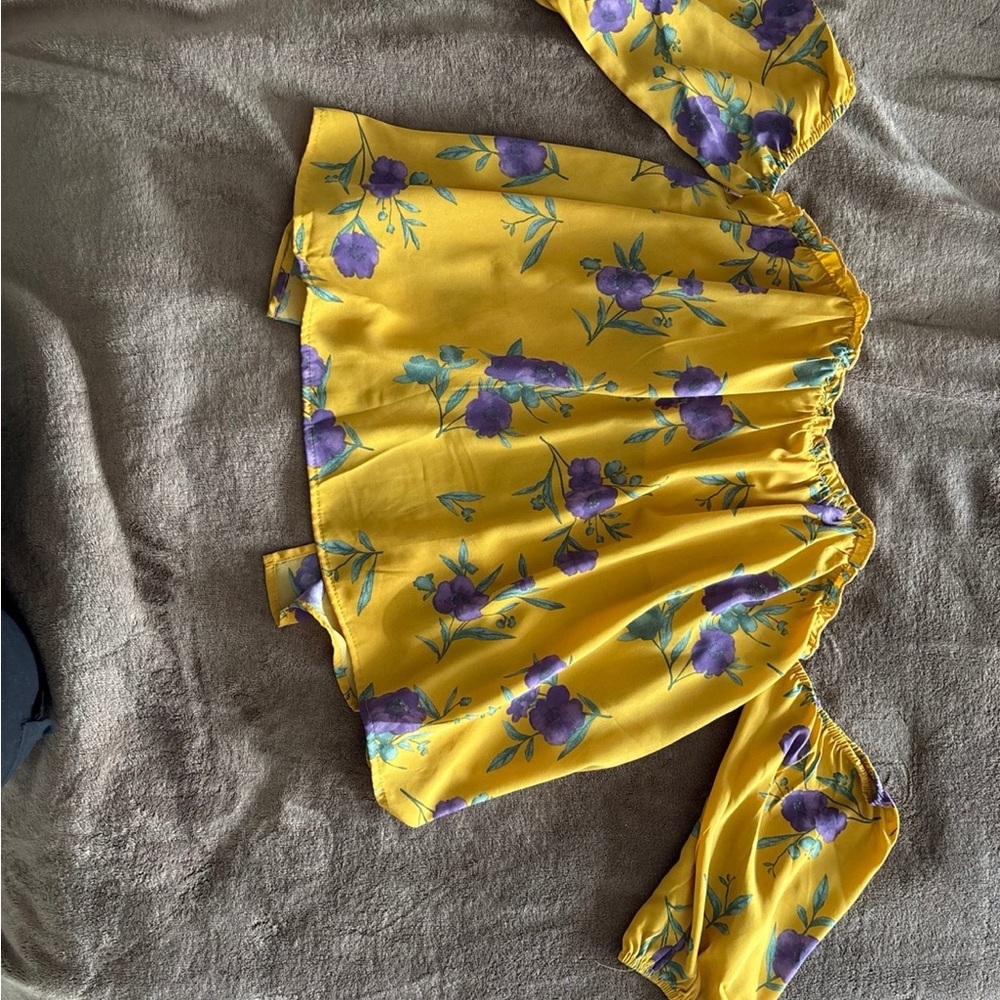 Francesca's Collections Mustard and Lavender Top